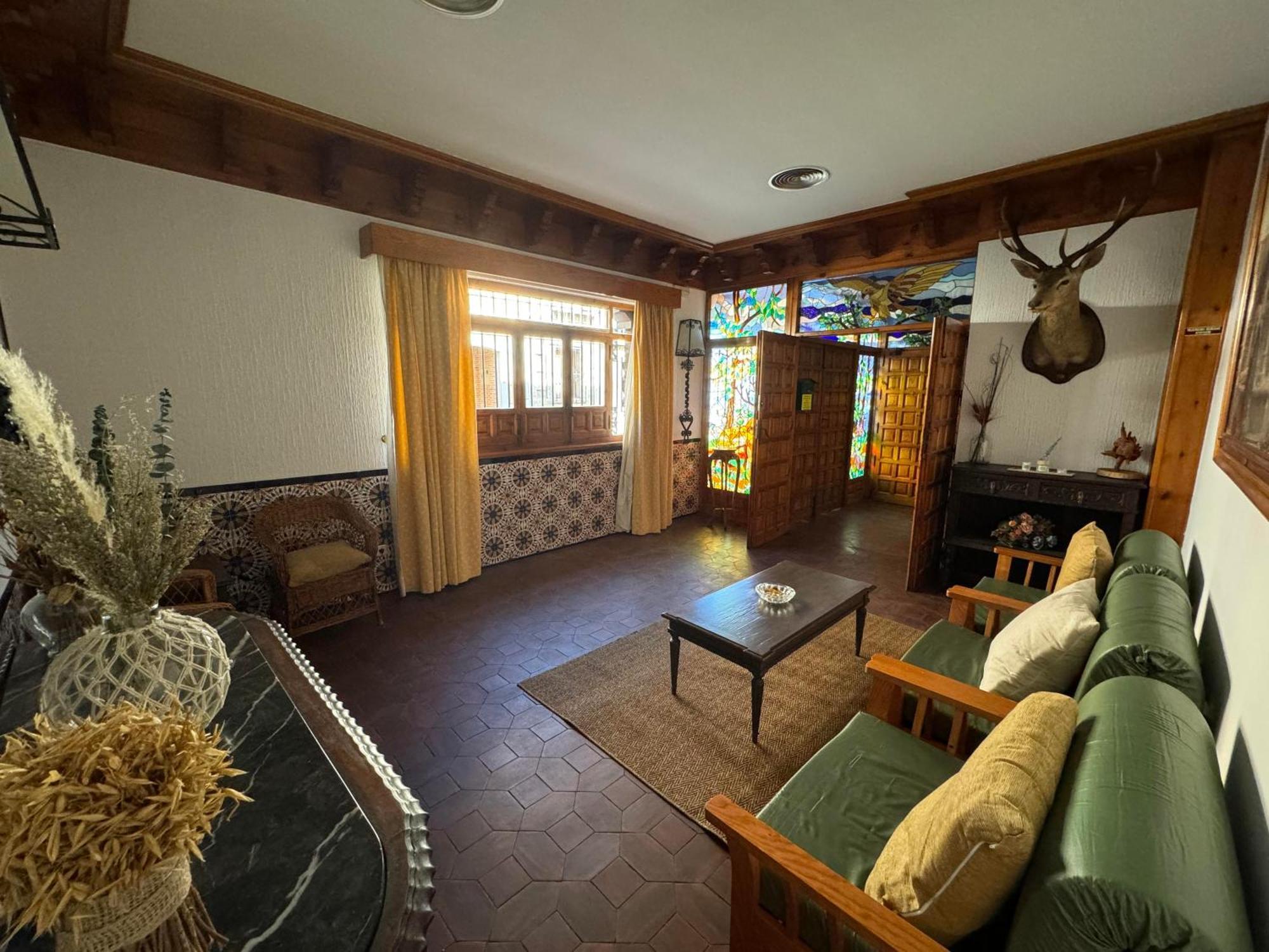 Hostal Joaquin Las Ventas con Pena Aguilera Exterior photo